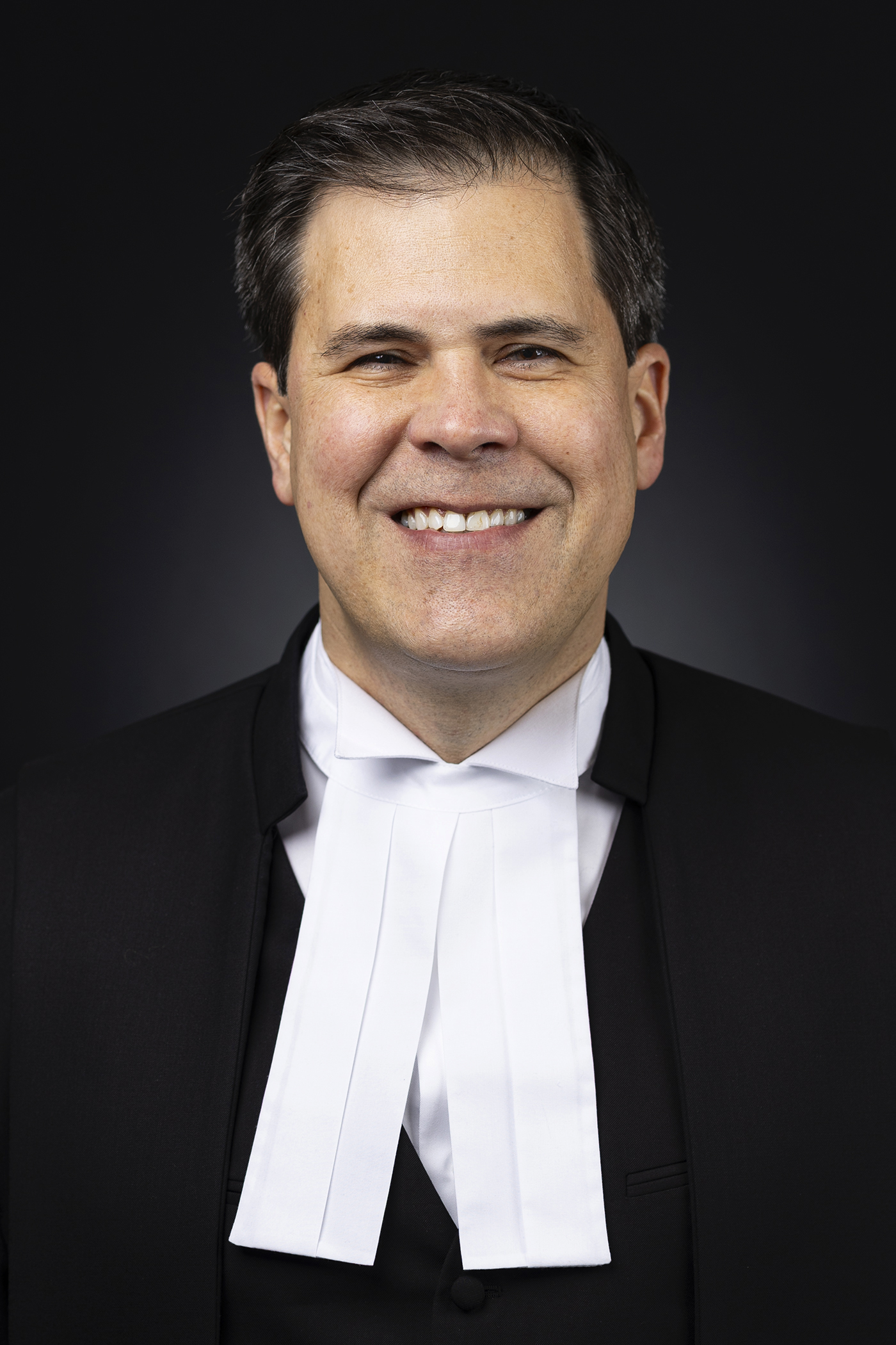 L'honorable Andres C. Garin